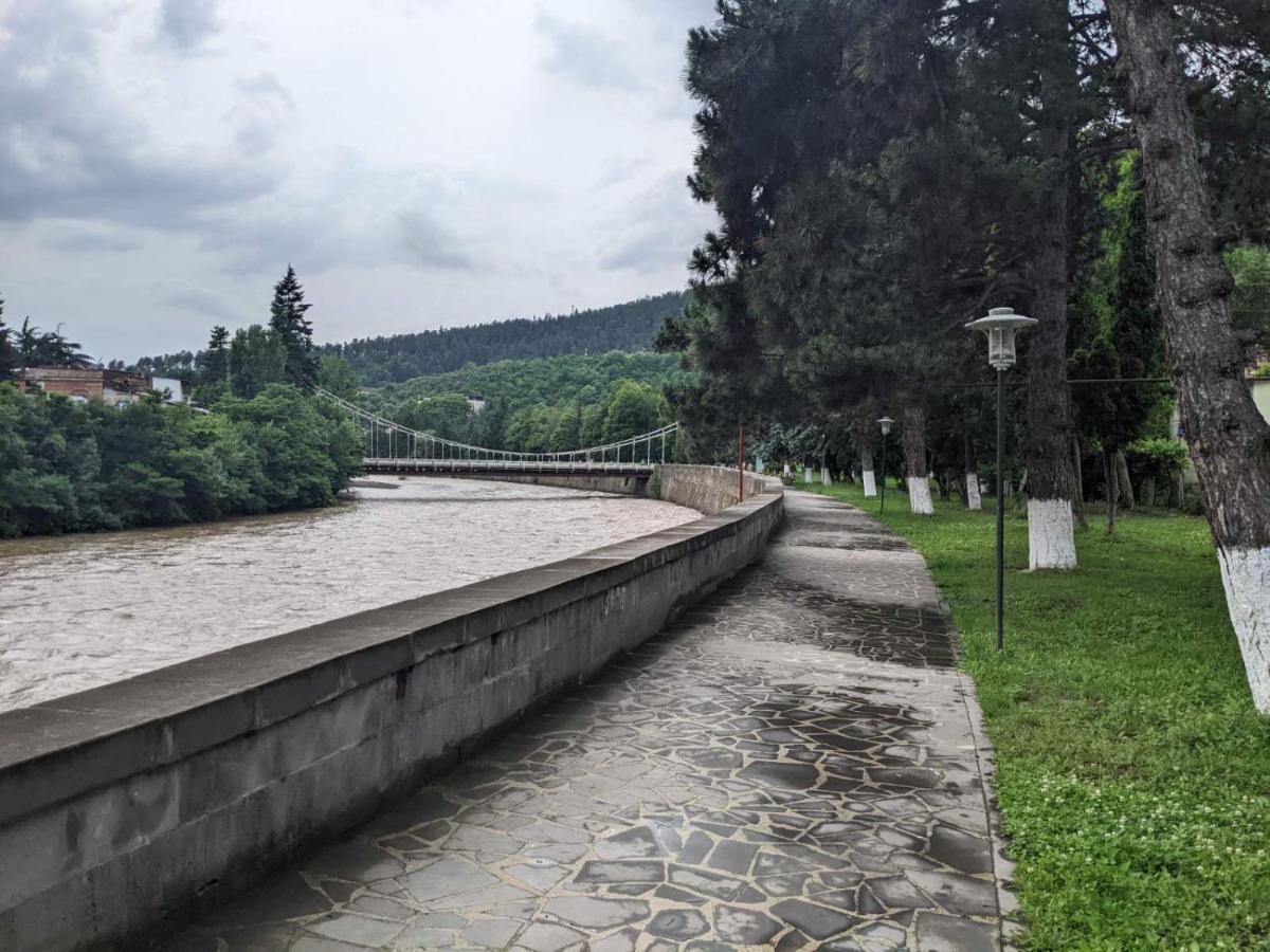Riverside Borjomi Exterior foto